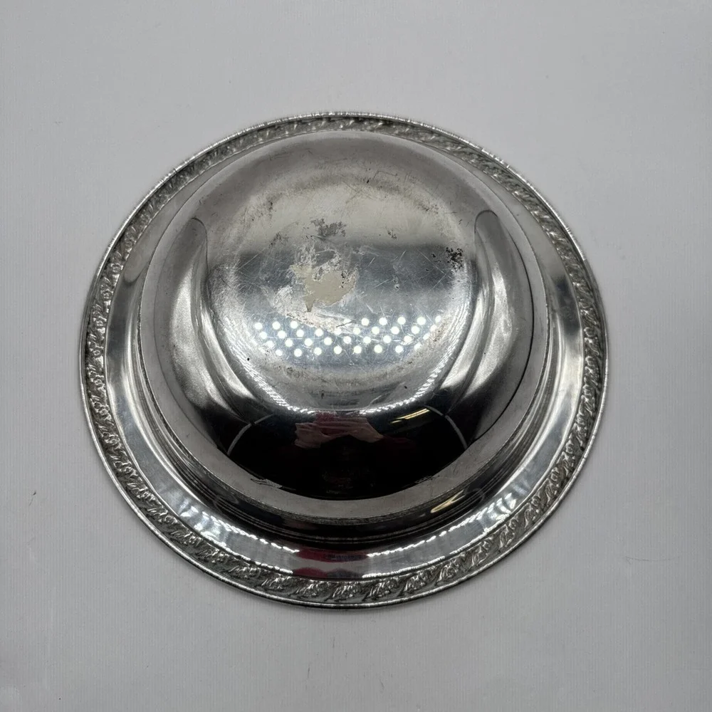 Wm. Rogers & Son Spring Flower Silverplate Lidded Serving Dish #3062